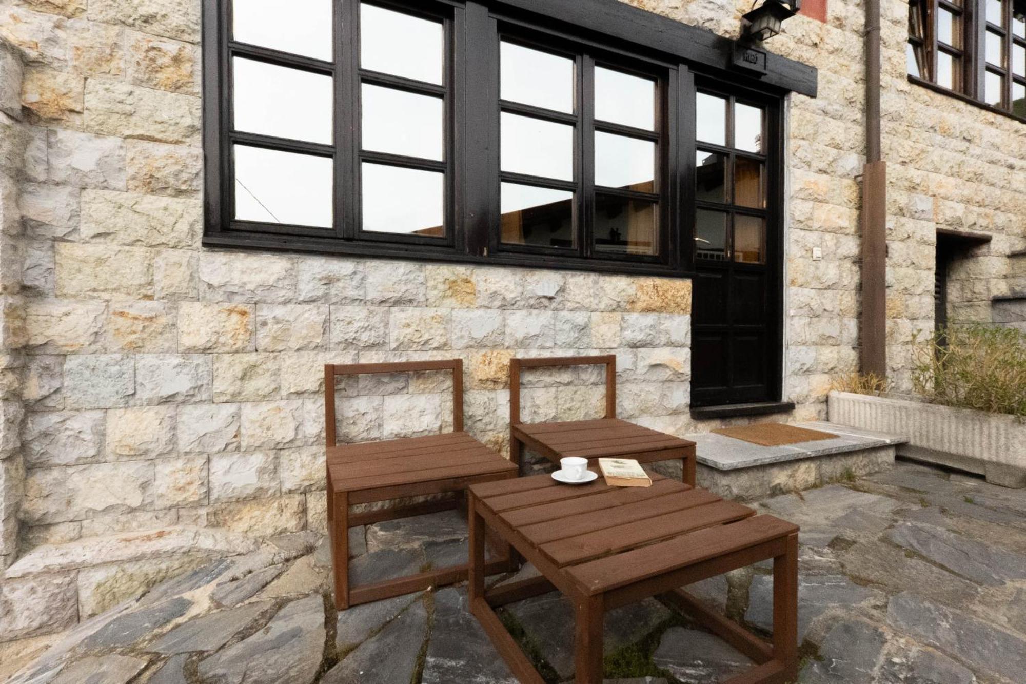 Apartamentos Rurales San Feliz 波拉·德莱纳 外观 照片