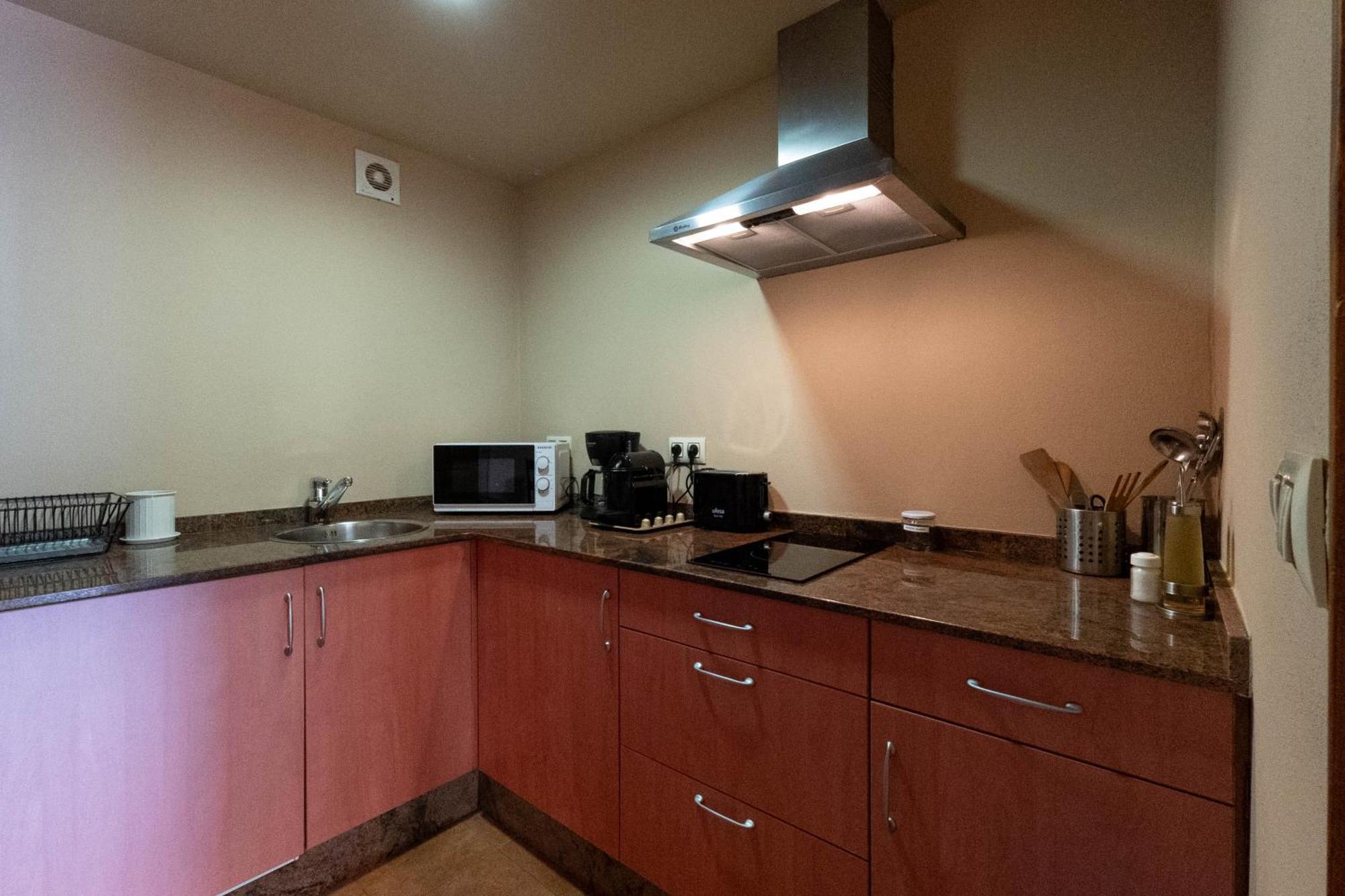 Apartamentos Rurales San Feliz 波拉·德莱纳 外观 照片